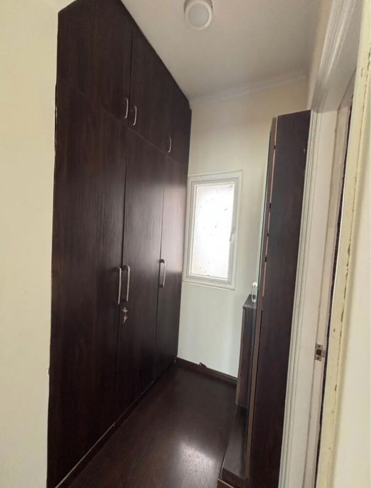 Bathroom, shree-vardhman-victoria 3.5 Bedroom 1980 Sq.Ft. Apartment In Sector 70 Gurgaon 10498032
