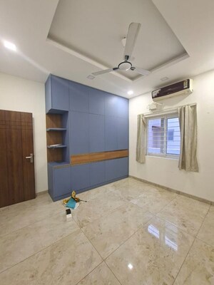 Room in 2 BHK Builder Floor at Hsr Layout Sector 2 – for Rent