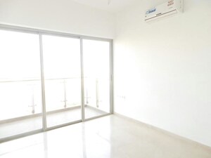 Room in 3 BHK Apartment at Lodha Primero, Mahalaxmi – for Sale