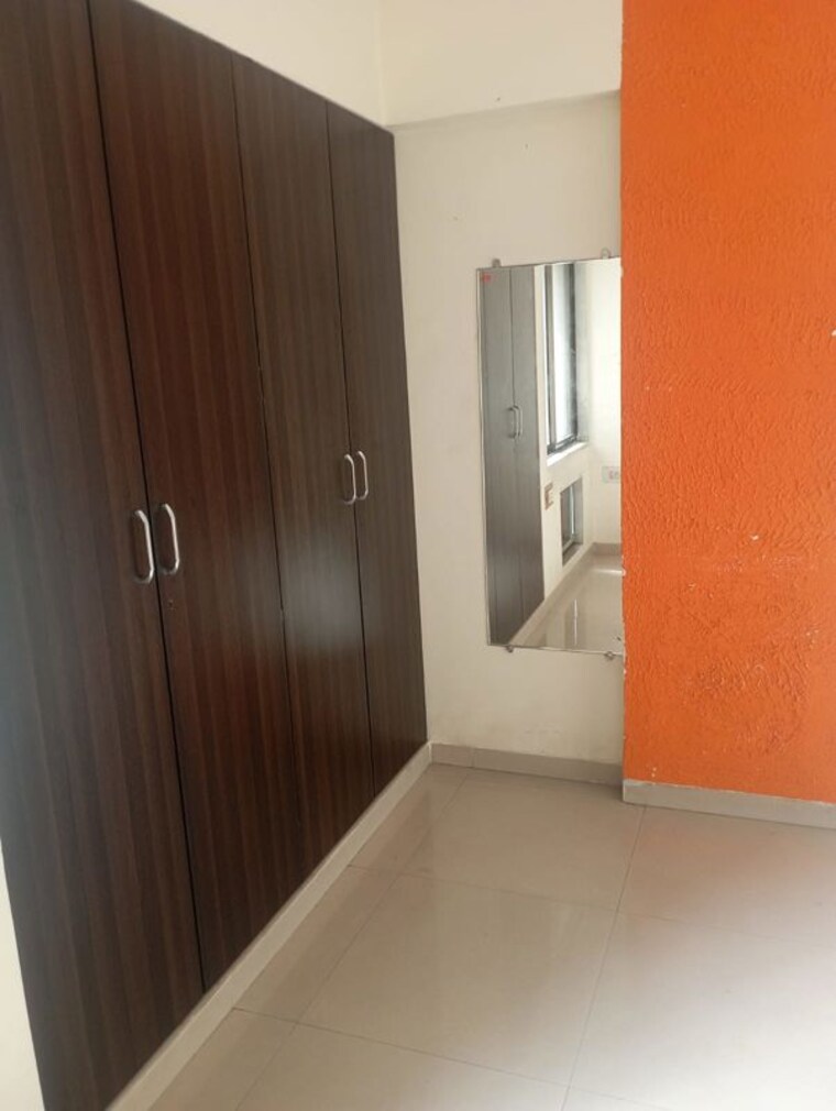 Room, kasarvadavali 2 Bedroom 700 Sq.Ft. Apartment In Kasarvadavali Thane 10498053