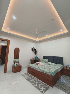 Room in 2 BHK Builder Floor at Sarswati Kunj ii – for Rent