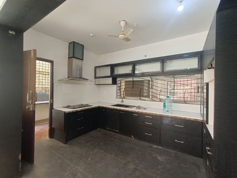 Kitchen, harlur 6 Bedroom 3600 Sq.Ft. Independent House In Harlur Bangalore 10498068