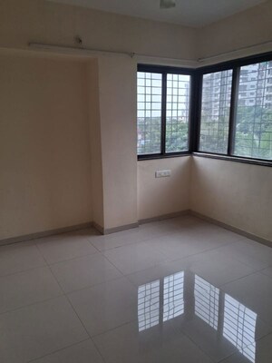 Room in 2 BHK Apartment at Asha Apartment, Dhanori – for Rent