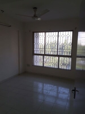Room in 2 BHK Apartment at Aditya Nisarg Palms, Bavdhan – for Rent