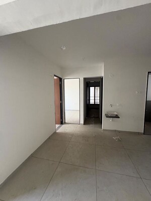 Room in 3 BHK Apartment at Vivaan Ixora, Zundal – for Rent