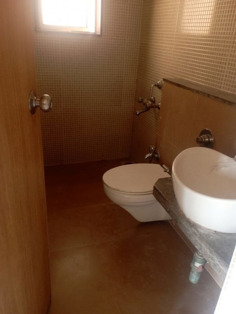 Bathroom, ashish-parkwoods 3 Bedroom 980 Sq.Ft. Apartment In Ghodbunder Road Thane 10498097