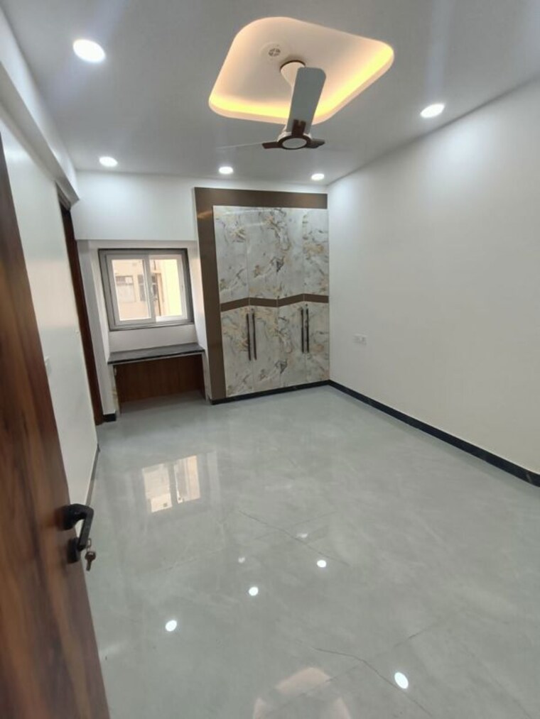 Room, dwarka 3.5 Bedroom 2200 Sq.Ft. Apartment In Dwarka Delhi 10498120