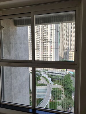 Room in 3 BHK Apartment at Godrej Emerald, Ghodbunder Road – for Rent