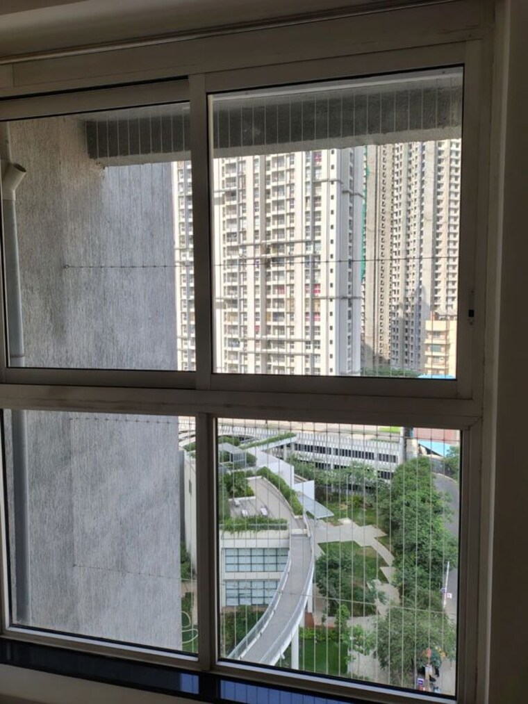 Room, godrej-emerald 3 Bedroom 950 Sq.Ft. Apartment In Ghodbunder Road Thane 10498155