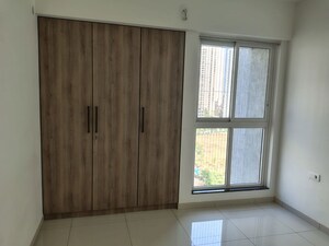 Room in 3 BHK Apartment at Godrej Emerald, Ghodbunder Road – for Rent