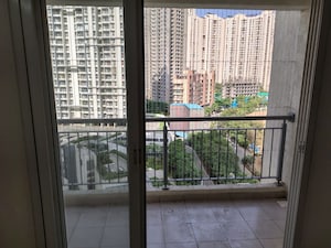 3 BHK Apartment For Rent in Godrej Emerald, Ghodbunder Road