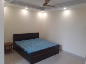 1 BHK Independent House For Rent in Sector 43