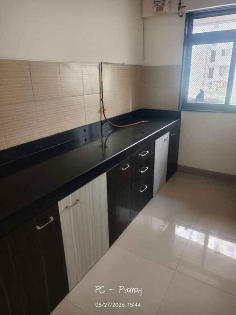 Kitchen, lodha-splendora 3 Bedroom 1200 Sq.Ft. Apartment In Ghodbunder Road Thane 10498170