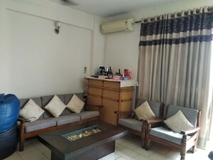 2 BHK Apartment For Rent in Hewo Apartment, Sector 15
