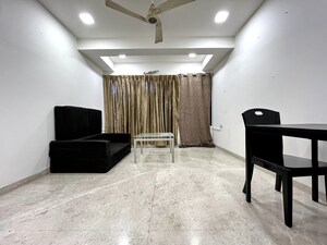 2.5 BHK Apartment For Rent in Millionaire Heritage, Andheri West