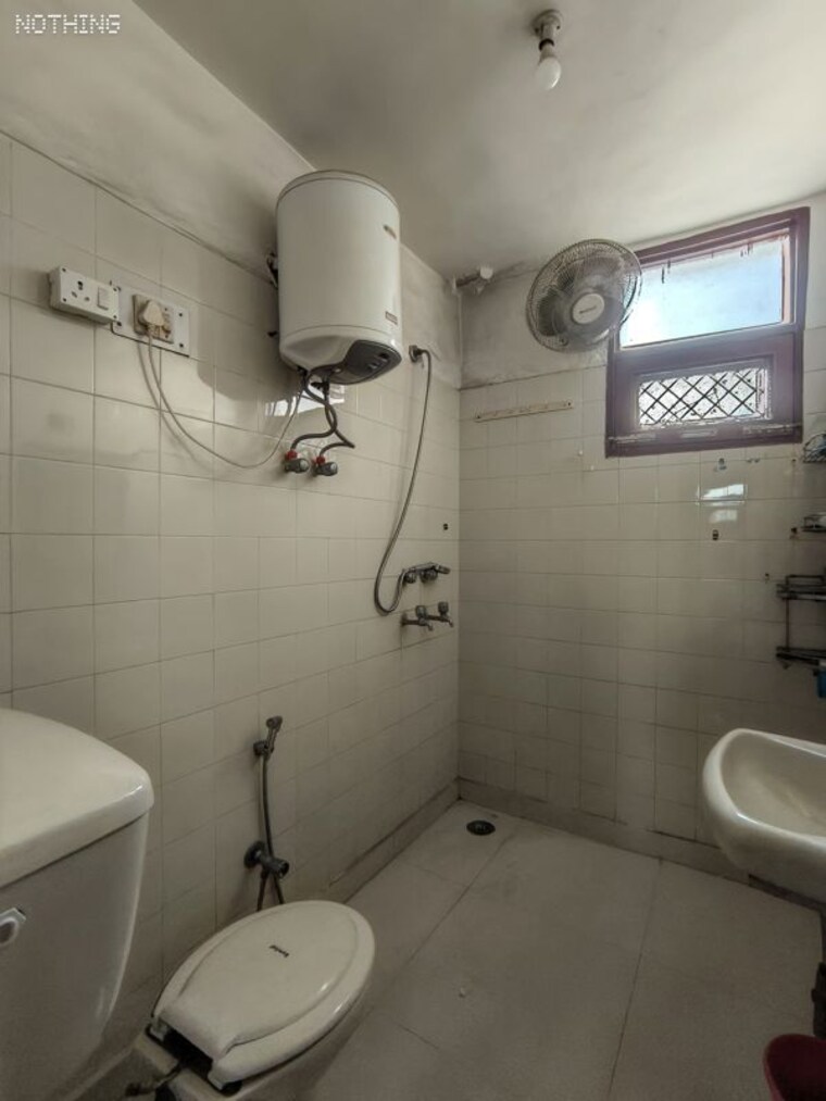 Bathroom, jubilee-apartments 4 Bedroom 1750 Sq.Ft. Apartment In Sector 15 Gurgaon 10498204