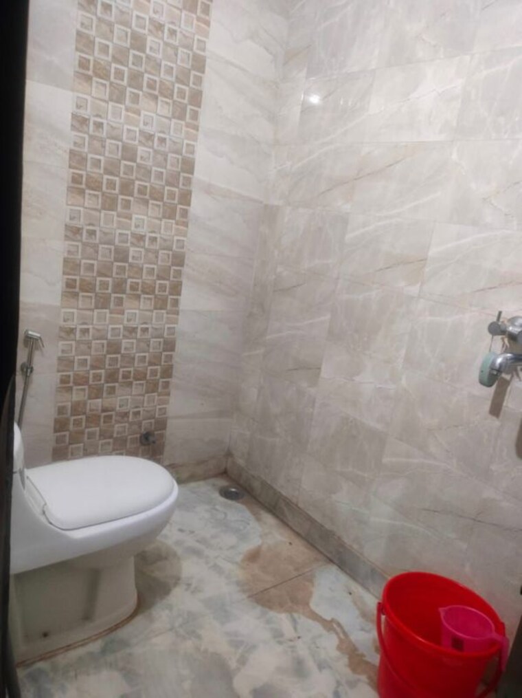 Bathroom, jubilee-apartments 4 Bedroom 1750 Sq.Ft. Apartment In Sector 15 Gurgaon 10498204