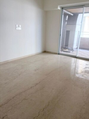 Room in 3 BHK Apartment at Lokhandwala Minerva Mahalaxmi, Mahalaxmi – for Sale
