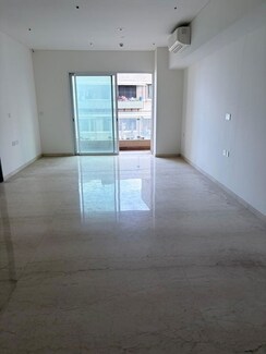 3 BHK + Servant Room,Study Room Apartment For Sale in Lokhandwala Minerva Mahalaxmi