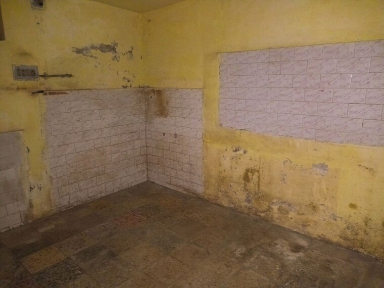 Room, vadodara  966 Sq.Ft. Independent House In Vadodara Vadodara 10498284