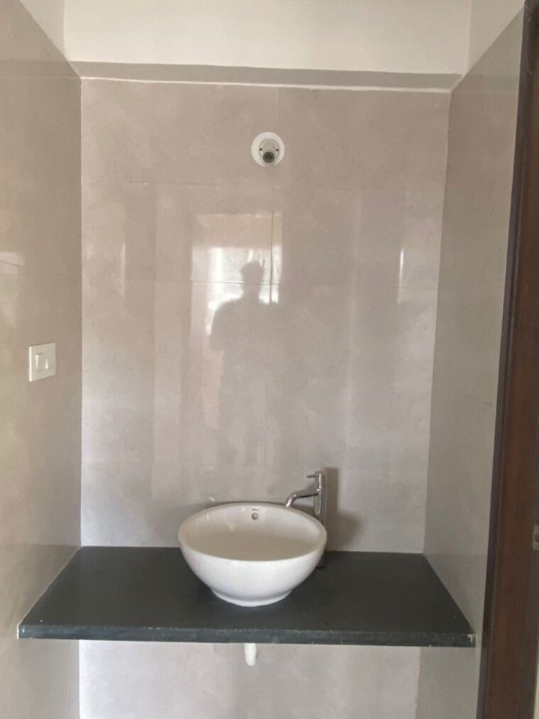 Bathroom, urban-skyline-phase-1 2 Bedroom 750 Sq.Ft. Apartment In Ravet Pune 10498381