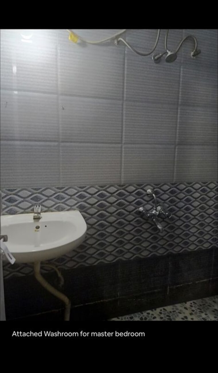 Bathroom, maitri-terrace 2 Bedroom 800 Sq.Ft. Apartment In Sanjay Park Pune 10498393