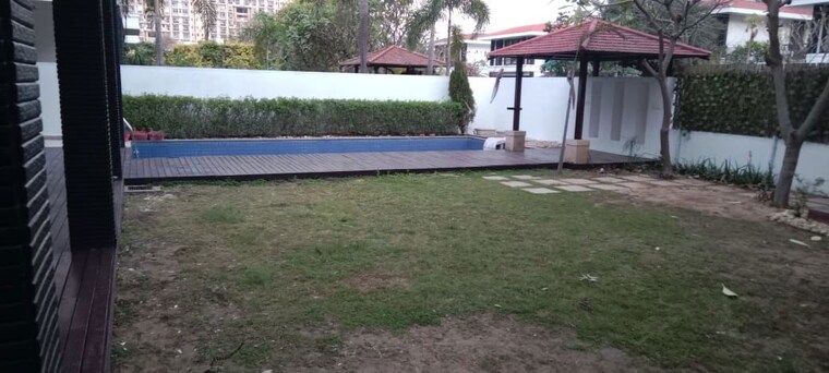 Garden, vipul-tatvam-villas 5 Bedroom 750 Sq.Yd. Villa In Sector 48 Gurgaon 10498475