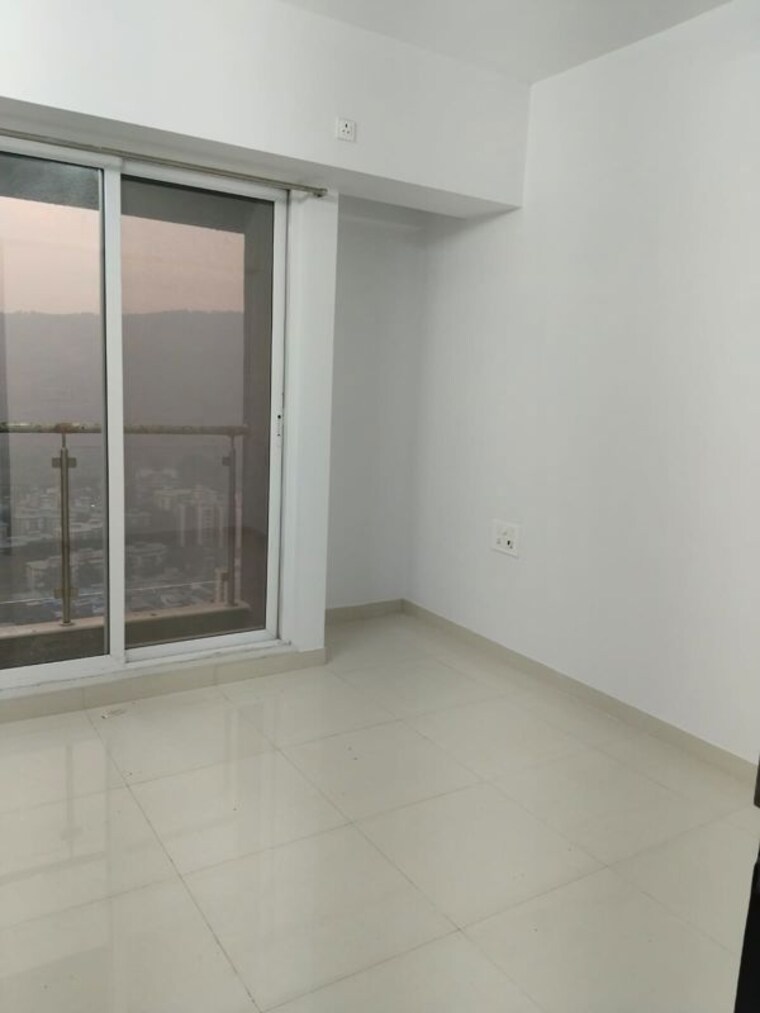 Room, lodha-crown-quality-homes 1 Bedroom 317 Sq.Ft. Apartment In Majiwada Thane 10498512