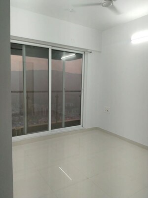 Room in 1 BHK Apartment at Lodha Crown Quality Homes, Majiwada – for Rent