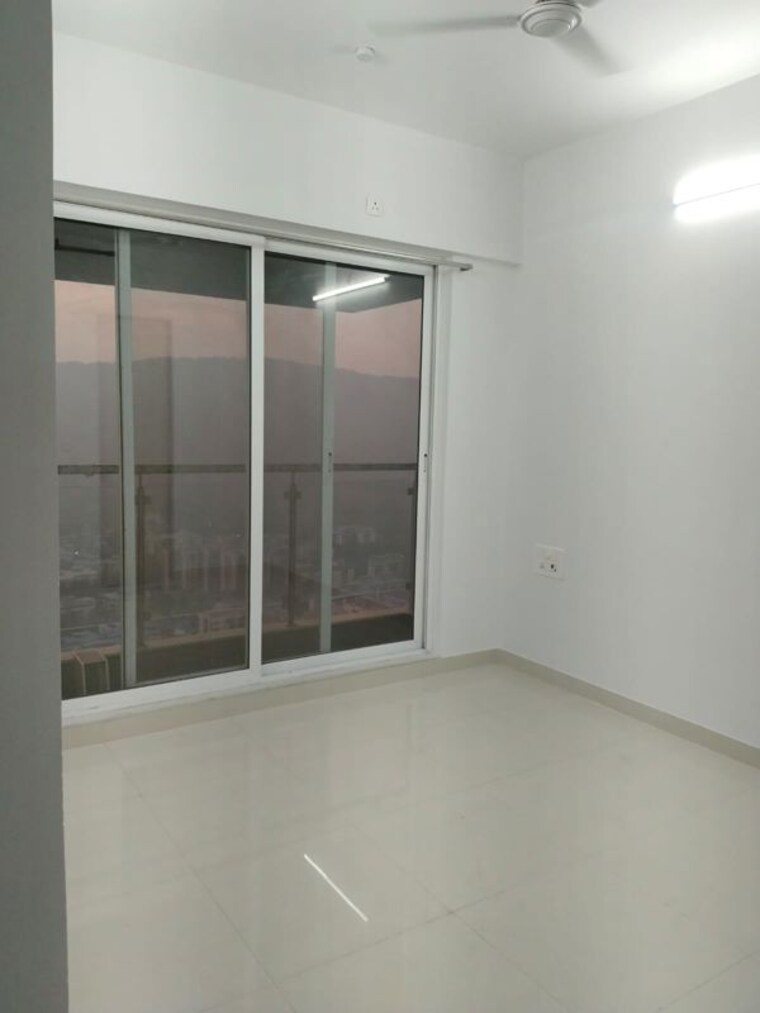 Room, lodha-crown-quality-homes 1 Bedroom 317 Sq.Ft. Apartment In Majiwada Thane 10498512