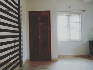Room in 2 BHK Builder Floor at Jp Nagar – for Rent
