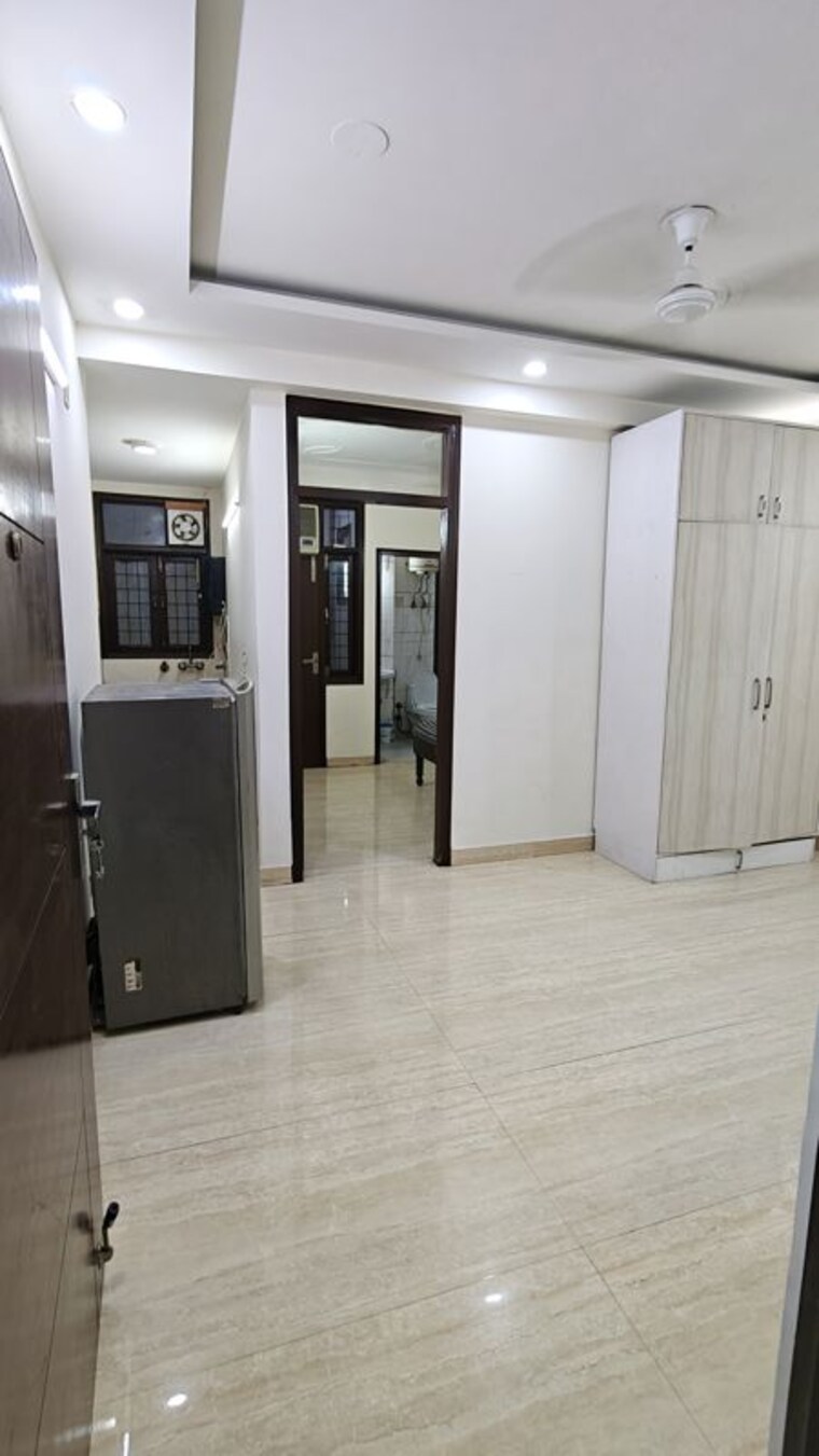 Room, malviya nagar 1 Bedroom 600 Sq.Ft. Builder Floor In Malviya Nagar Delhi 10498568