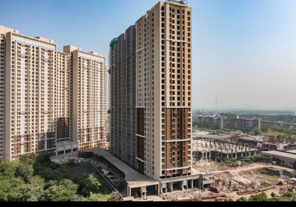 2 BHK 960 Sq.Ft. Apartment in Runwal Regency