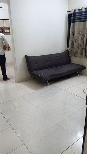 Furnished Amenities in 1 BHK Apartment at M D Shambhu Vihar, Aundh – for Rent