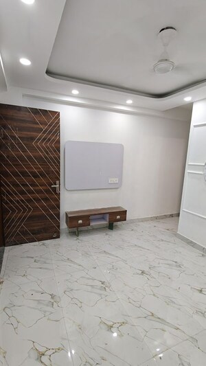 2 BHK Builder Floor For Rent in Malviya Nagar