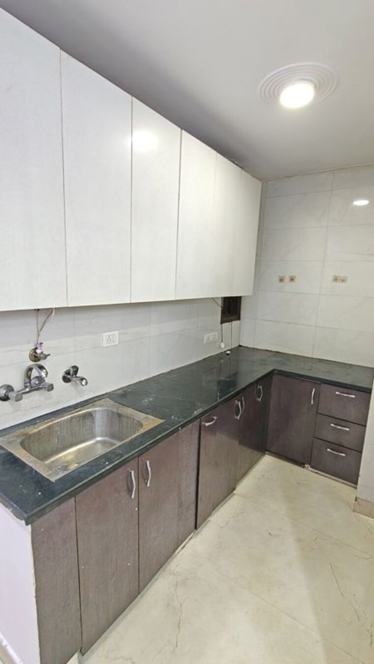 Kitchen, malviya nagar 2 Bedroom 1000 Sq.Ft. Builder Floor In Malviya Nagar Delhi 10498651