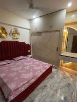3 BHK 2600 Sq.Ft. Builder Floor in Aman Vihar