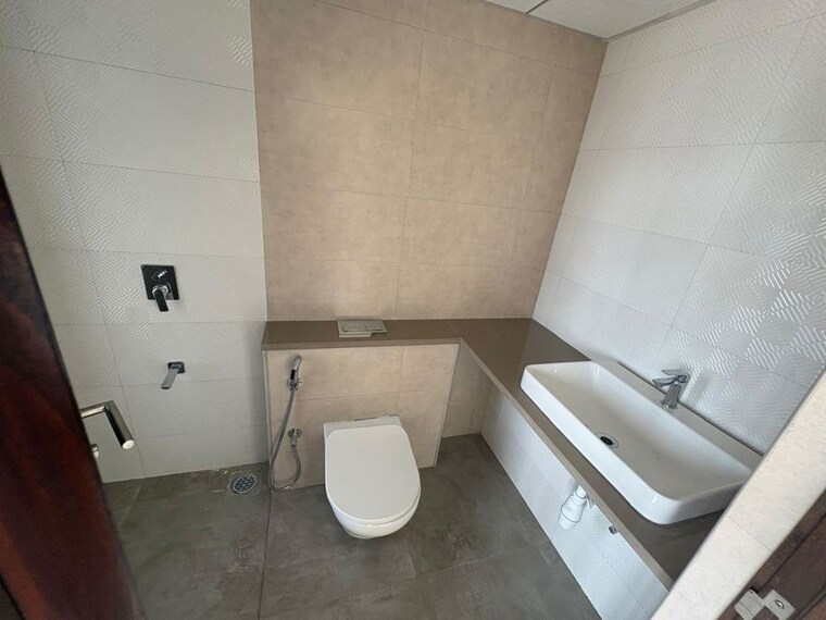Bathroom, kalpataru-vivant 2 Bedroom 750 Sq.Ft. Apartment In Jogeshwari East Mumbai 10498699
