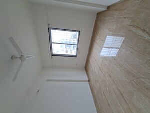 Room in 2 BHK Apartment at Fortune Empress, Handewadi – for Rent