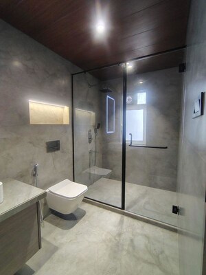Bathroom in 4 BHK Apartment at Lokhandwala Minerva Mahalaxmi, Mahalaxmi – for Rent
