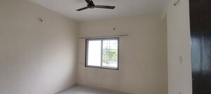 Room in 2 BHK Apartment at Gurukrupa Corner, Kharadi – for Rent