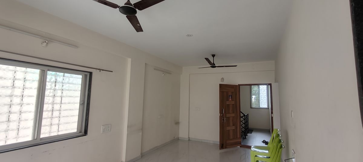 2 BHK + Pooja Room 850 Sq.Ft. Apartment in Gurukrupa Corner