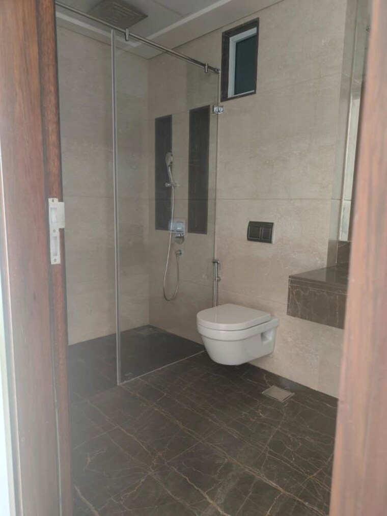 Bathroom, lokhandwala-minerva-mahalaxmi 3 Bedroom 2000 Sq.Ft. Apartment In Mahalaxmi Mumbai 10498765