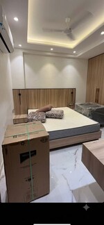 1 Rk  40 Sq.Yd. Builder Floor in Sector 52