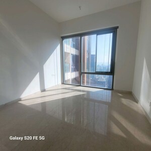 Room in 4 BHK Apartment at Piramal Mahalaxmi, Mahalaxmi – for Rent