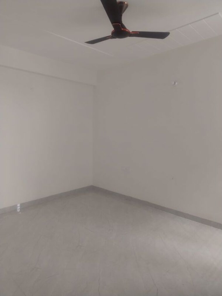Room, sector 7 2 Bedroom 1550 Sq.Ft. Builder Floor In Sector 7 Gurgaon 10498827