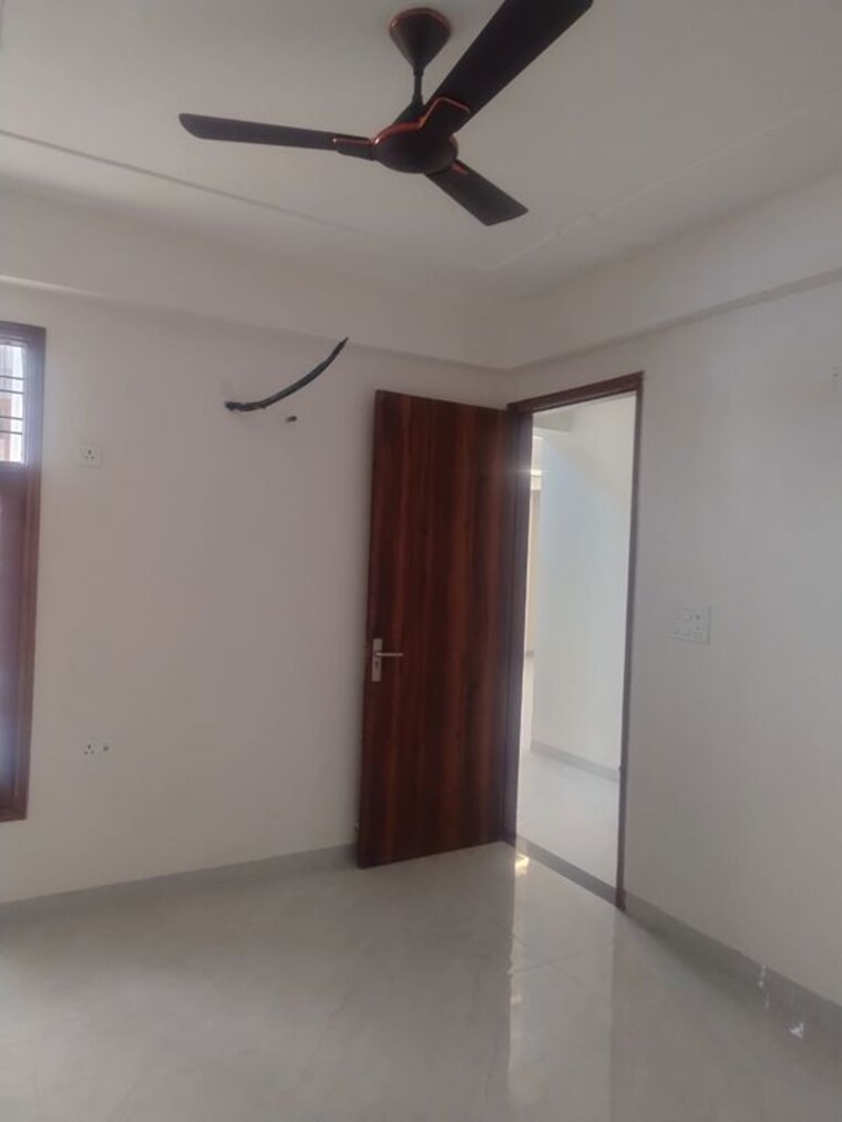 Room, sector 7 2 Bedroom 1550 Sq.Ft. Builder Floor In Sector 7 Gurgaon 10498827