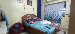 Bedroom in 2 BHK Apartment at Kaveri CHS Santacruz, Santacruz East – for Sale