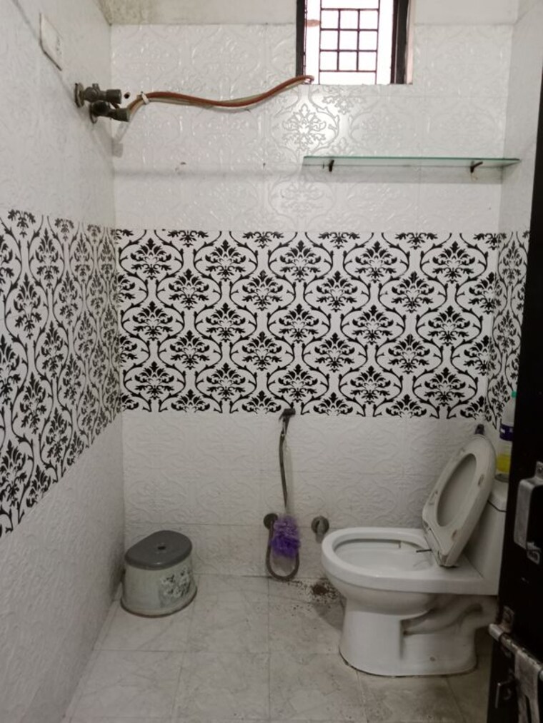 Bathroom, netaji colony 2 Bedroom 901 Sq.Ft. Independent House In Netaji Colony Panipat 10498849
