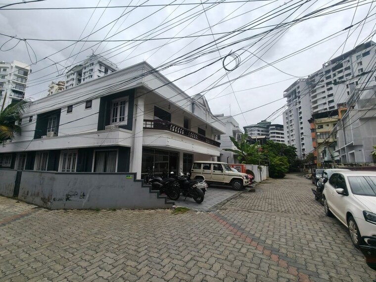 Exterior View, panampally nagar Commercial Shop 1350 Sq.Ft. In Panampally Nagar Kochi 10498869